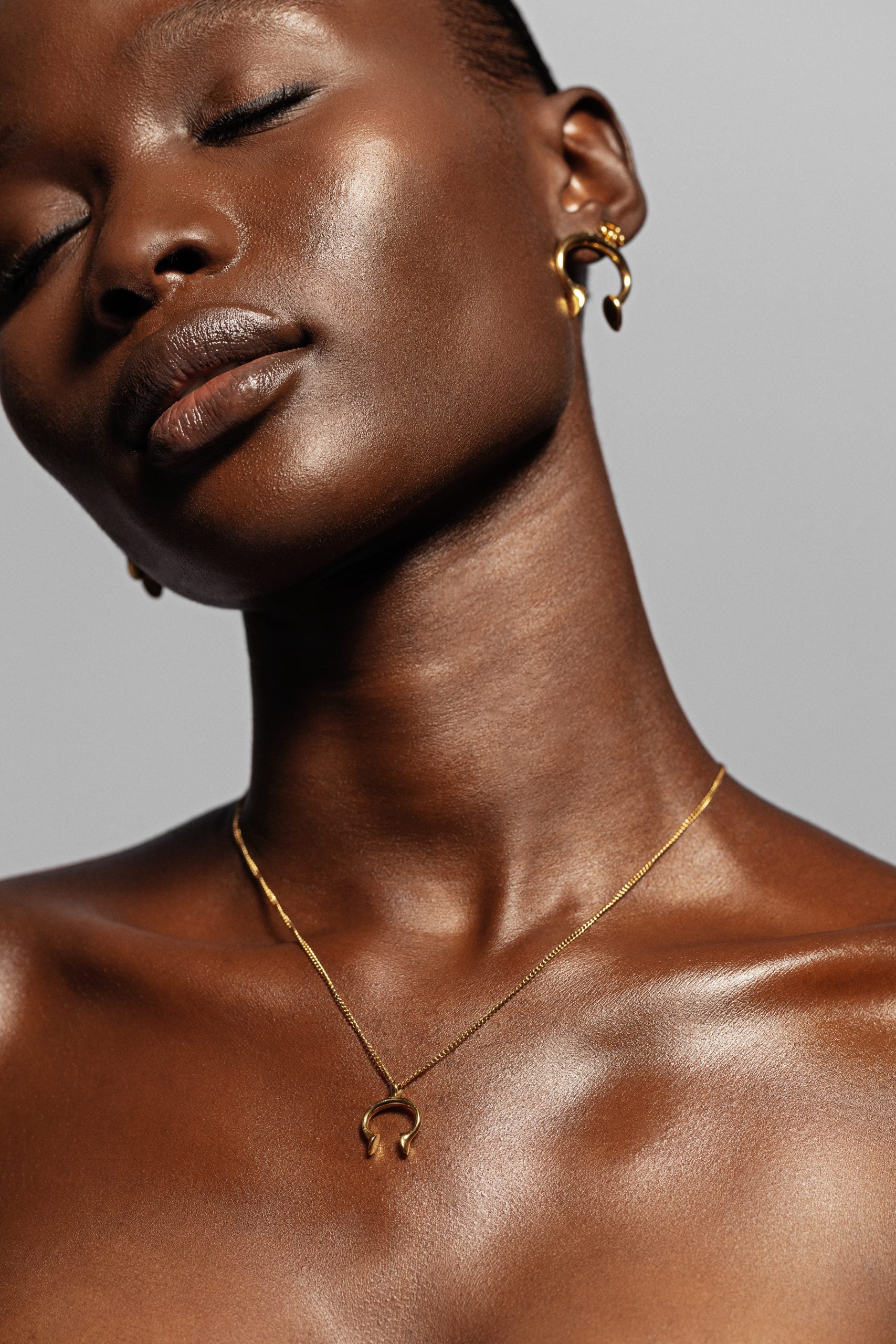 Dahomey Manilla necklace image 3